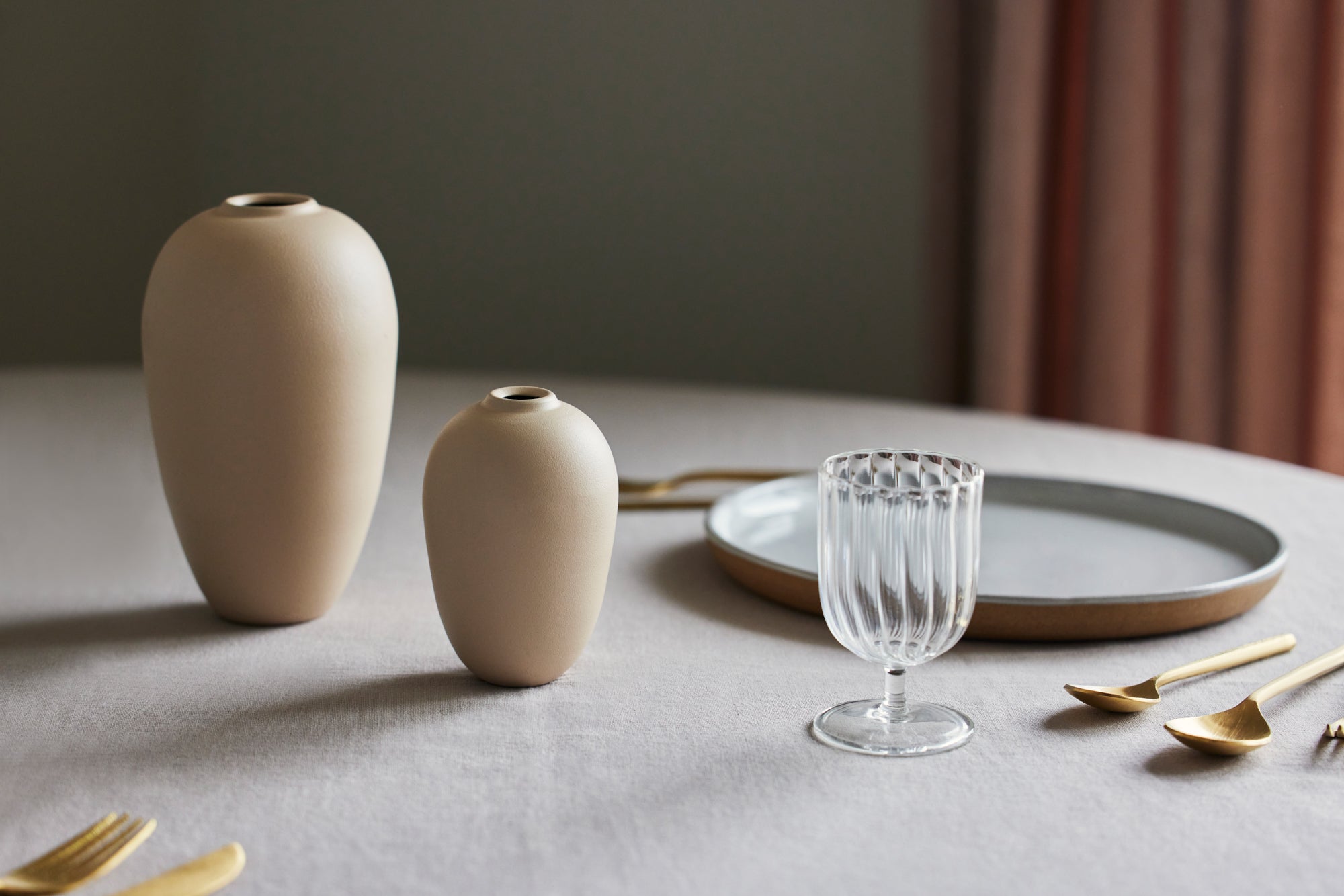 Bud vases, Ivory