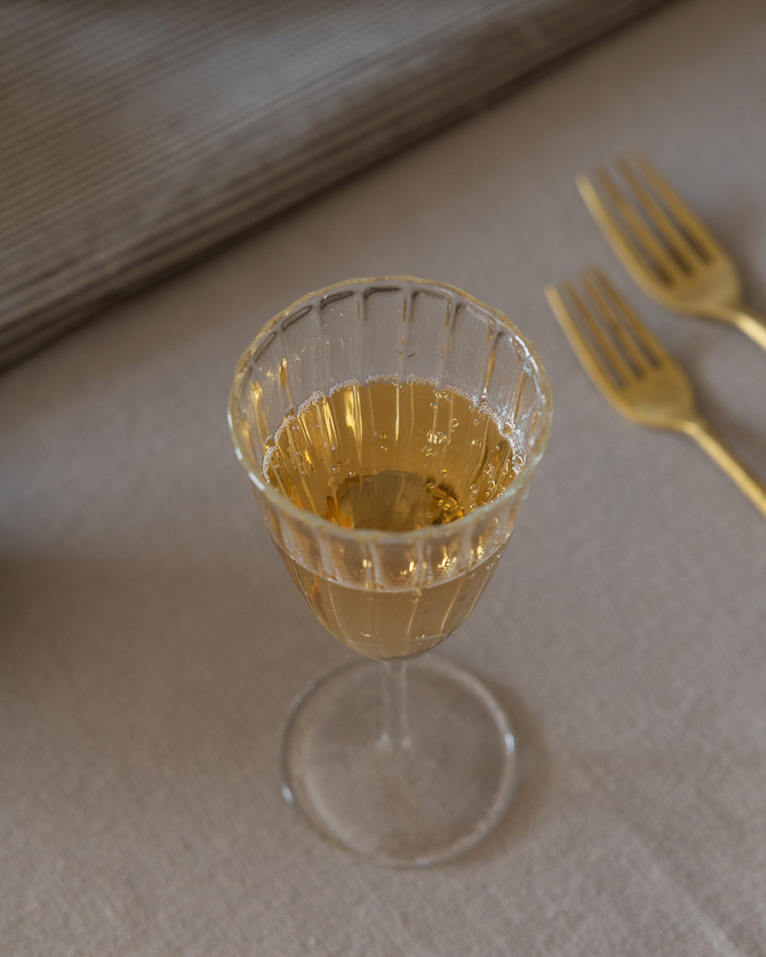 Kira Stemware Champagne Flutes, Set of 2