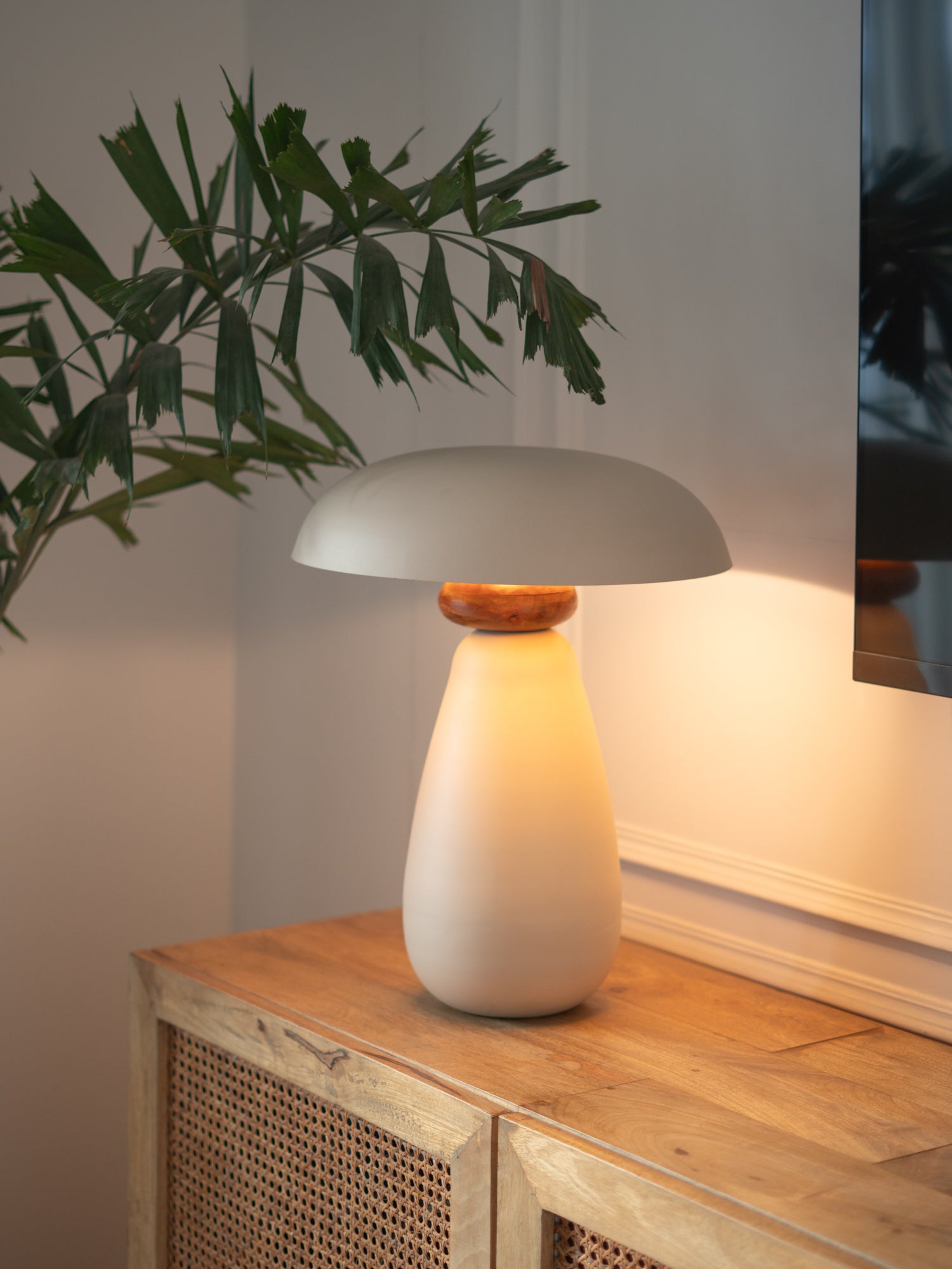 Perisi Table Lamp Style 3 Fleck perisi-table-lamp-style-3-fleck