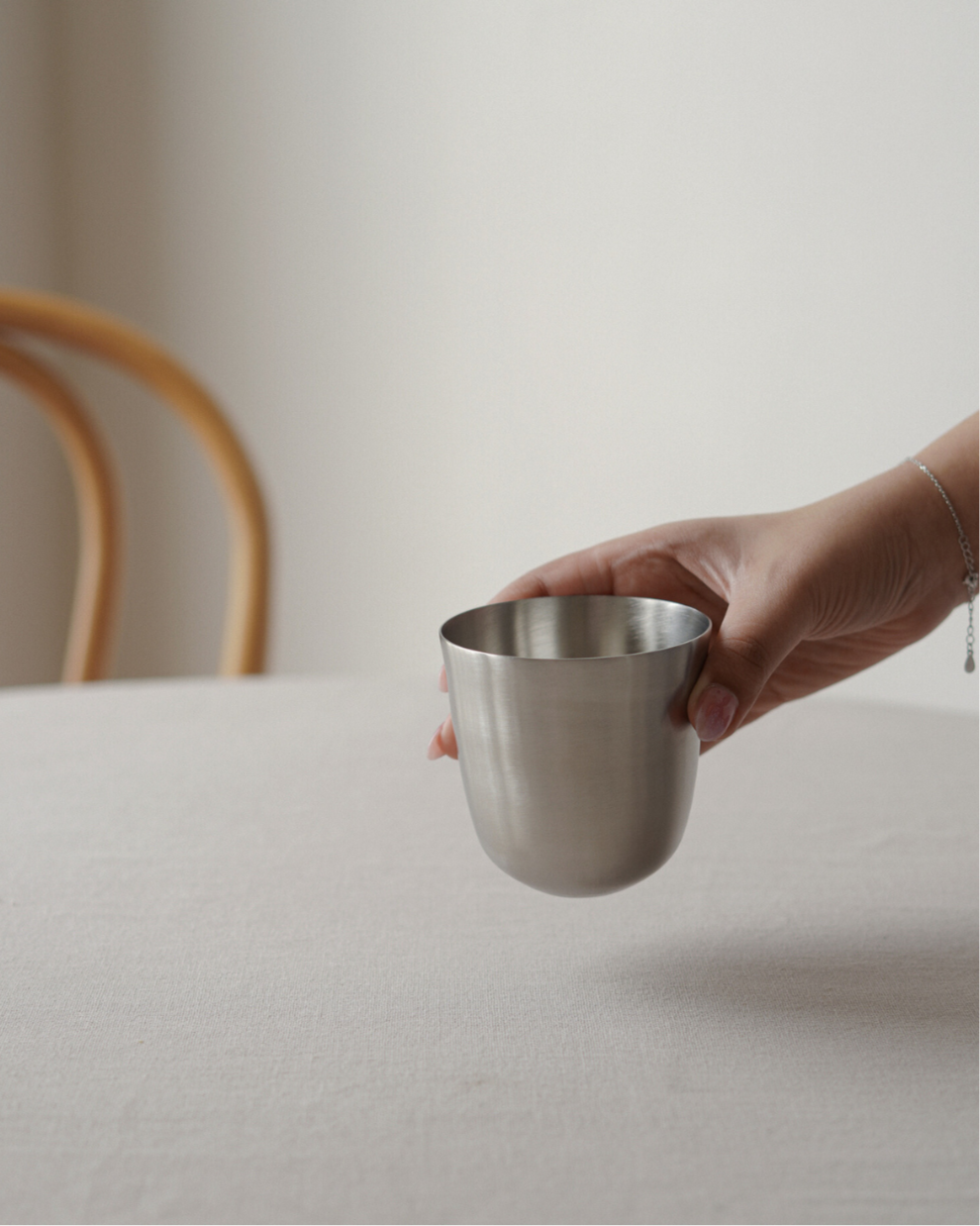Steel tumbler for drinks