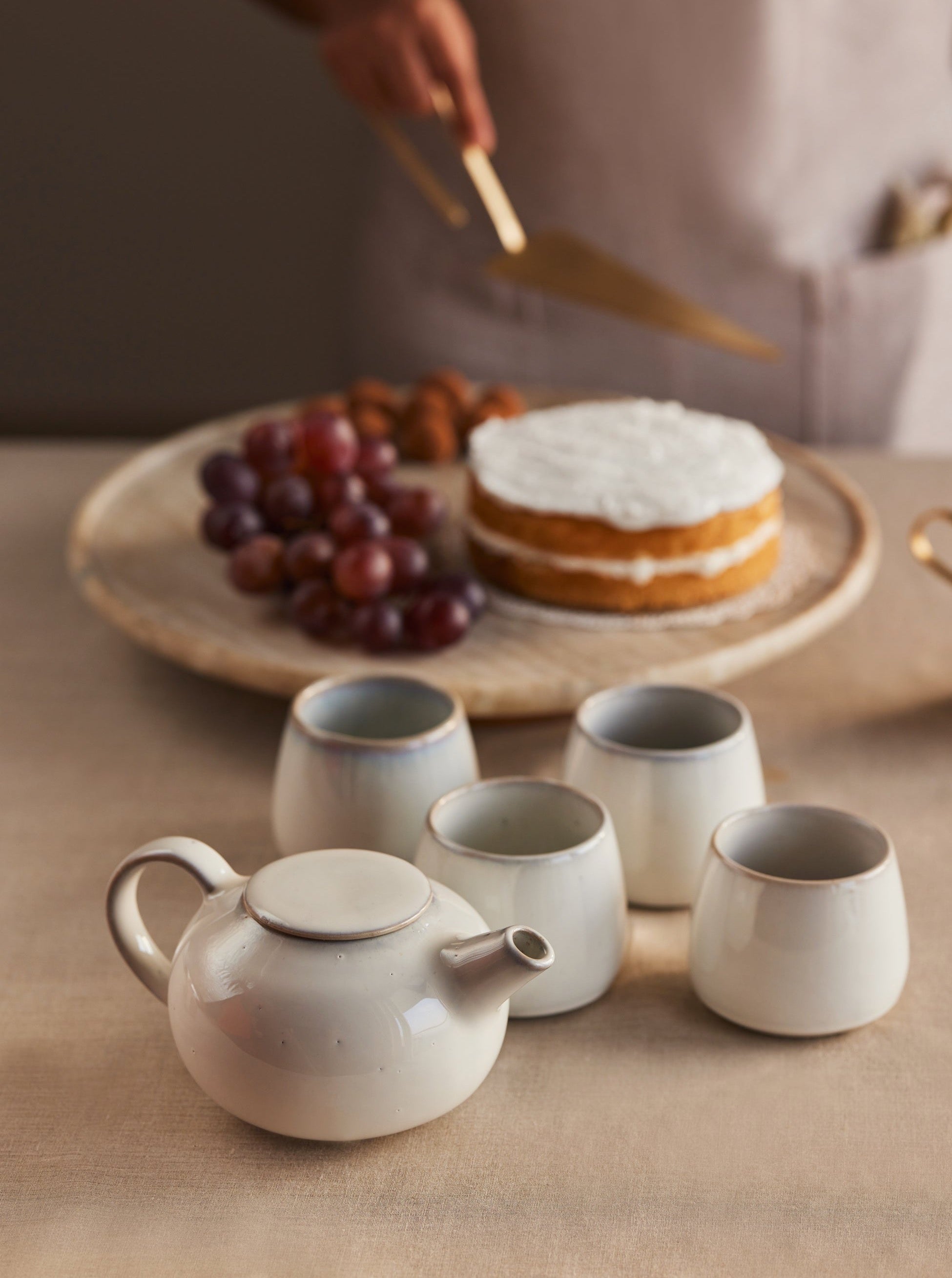 Shore tea ceramic Kettle