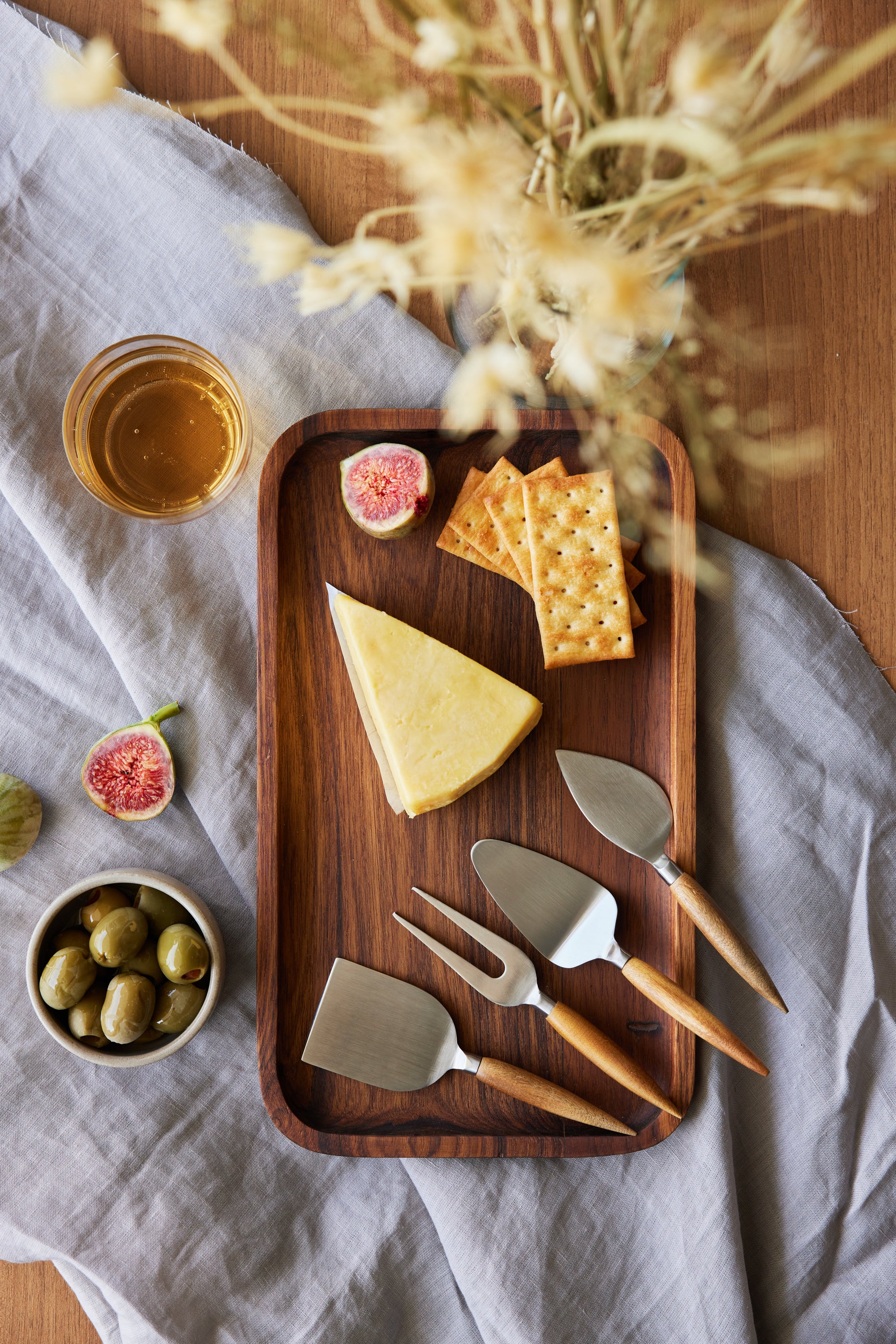 minimal teak wood serving trays