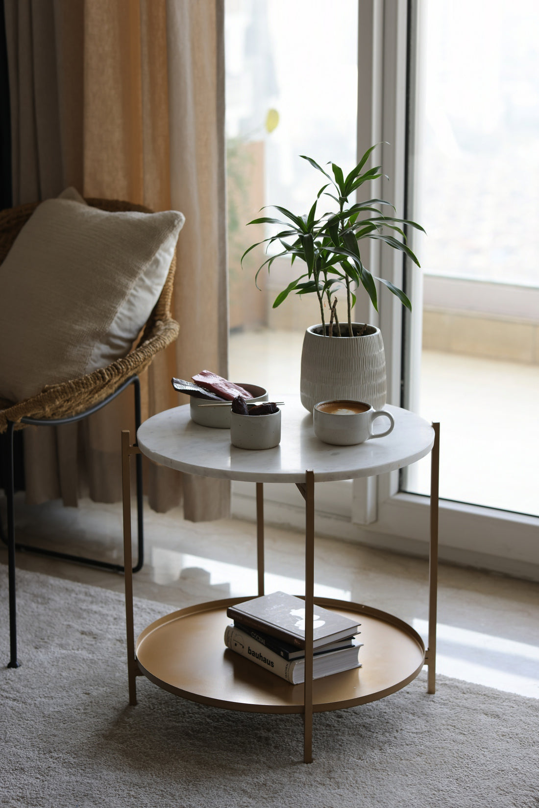 Florence Side Table, Marble &amp; Gold Tray - Fleck