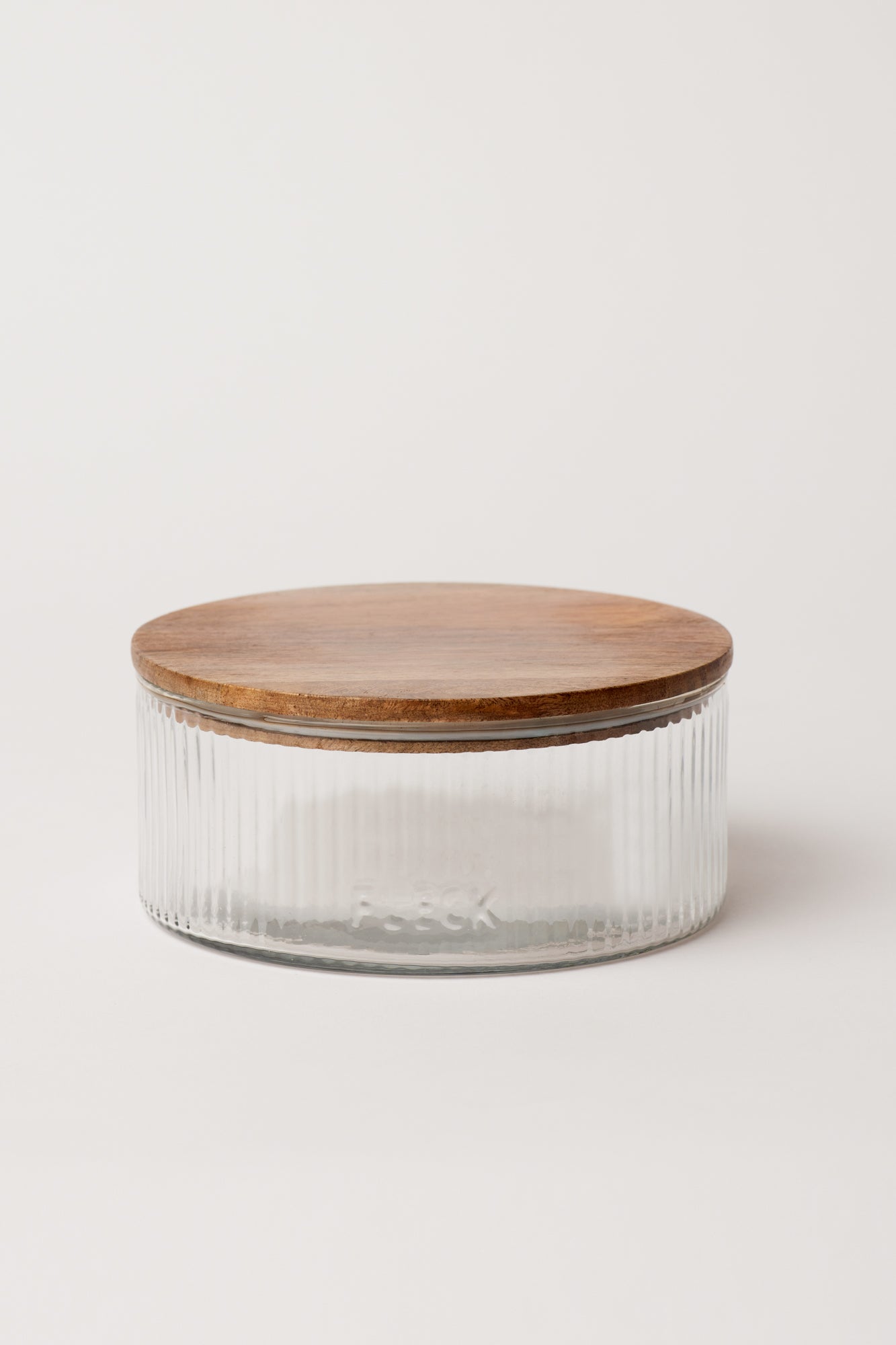Glass jar with sealable wooden lit