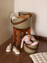 round metal basket