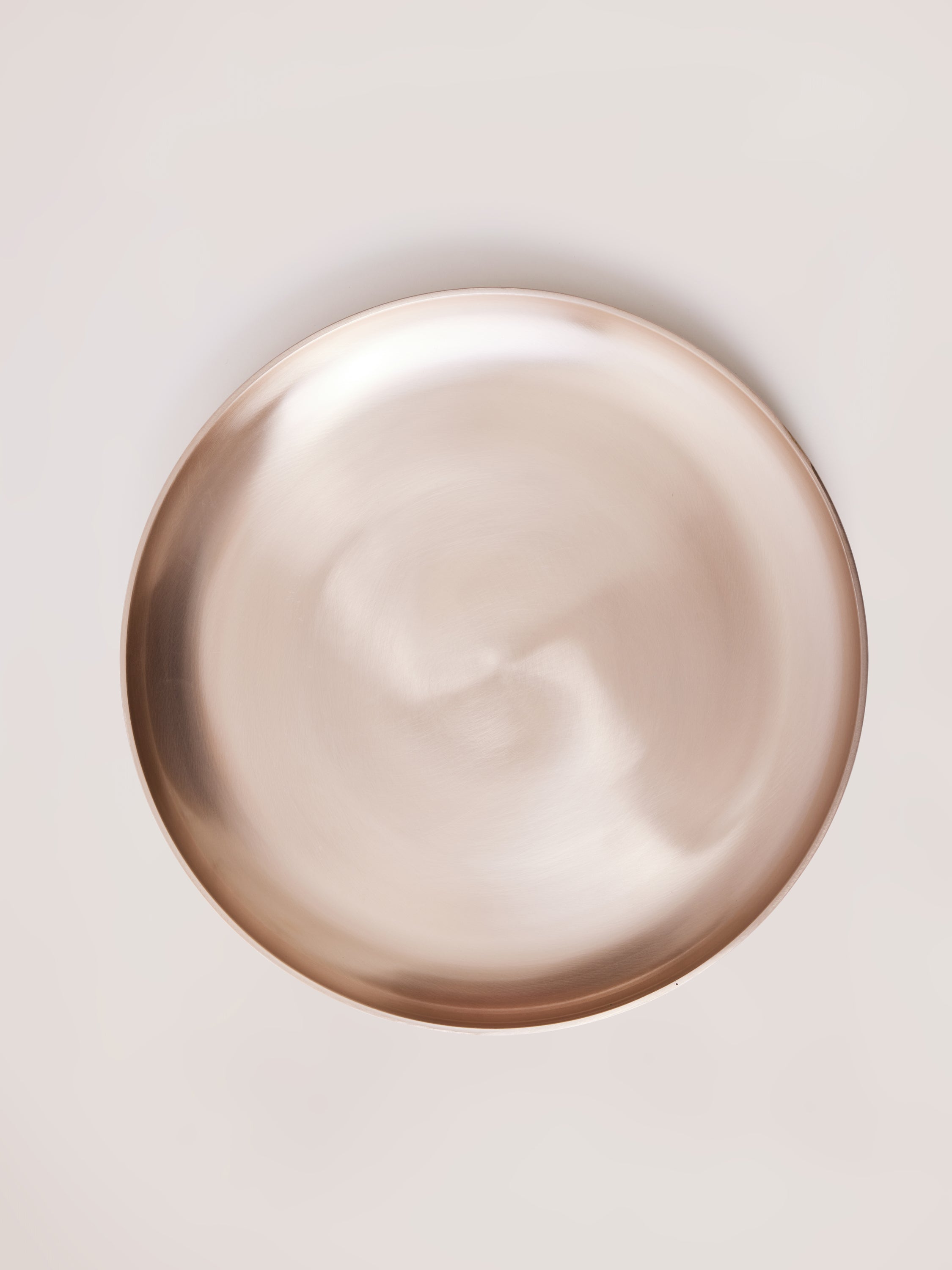 Luxe Kansa Dinner Plate, 10.5 inch top view