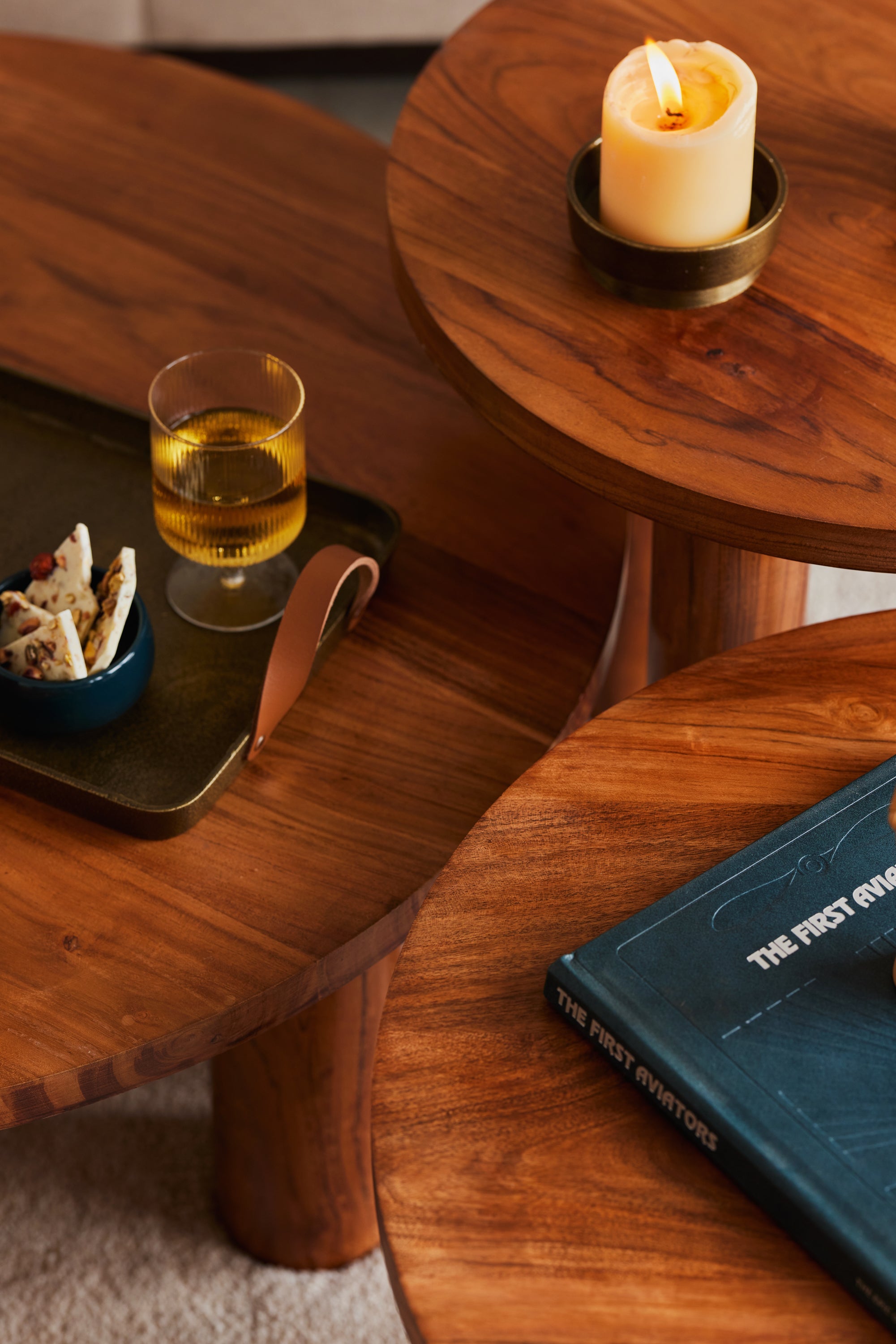 Solid wood Skog tables