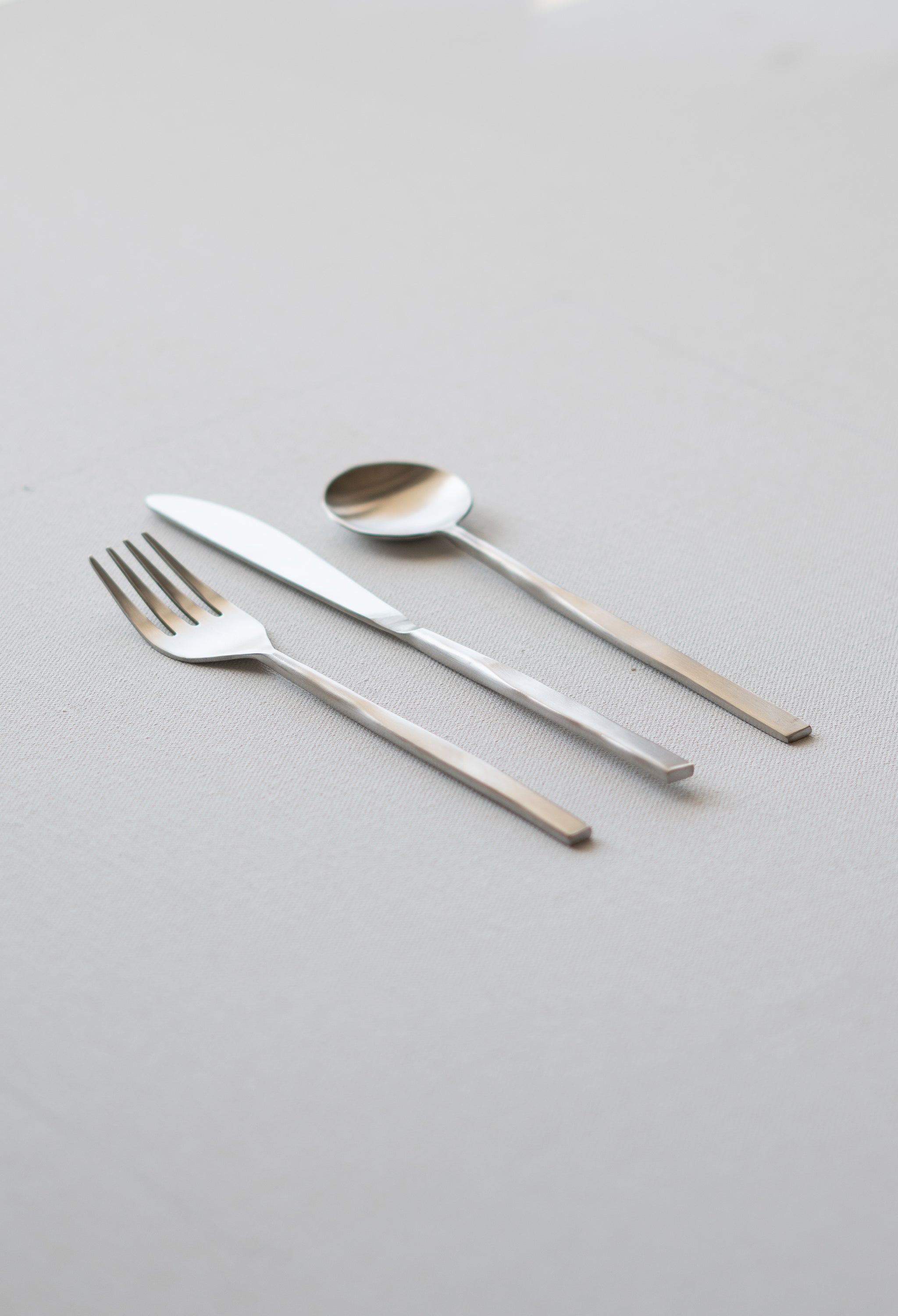 stainless steel cutlery
