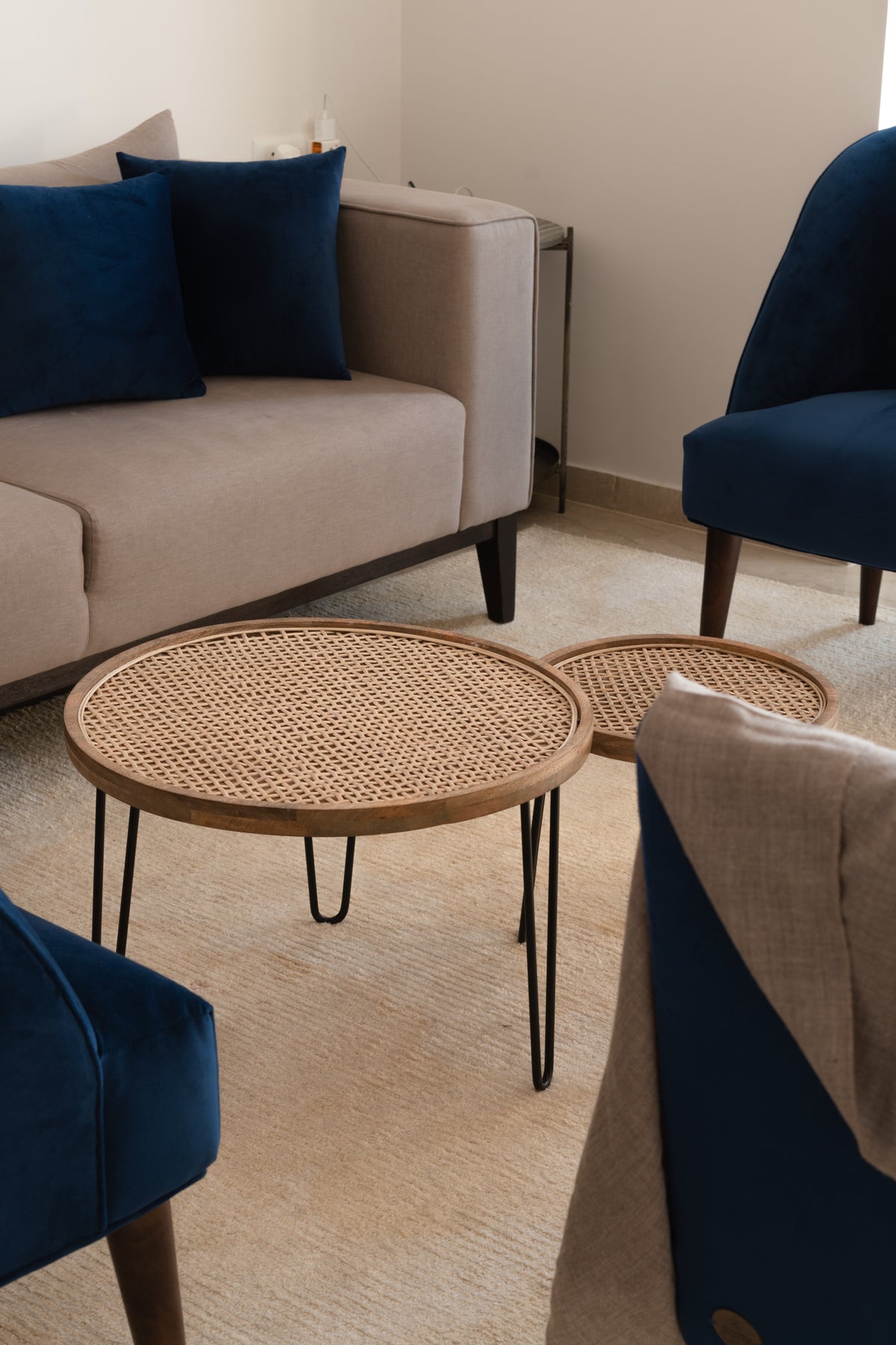 Accent Furniture & Lighting