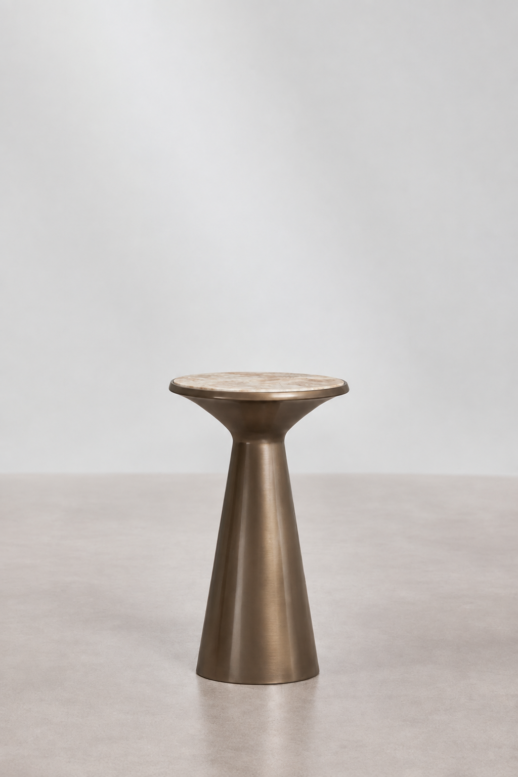 Riti Pedastal Drinks Table