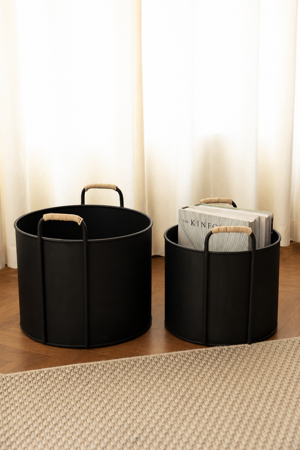 Black Dust Basket