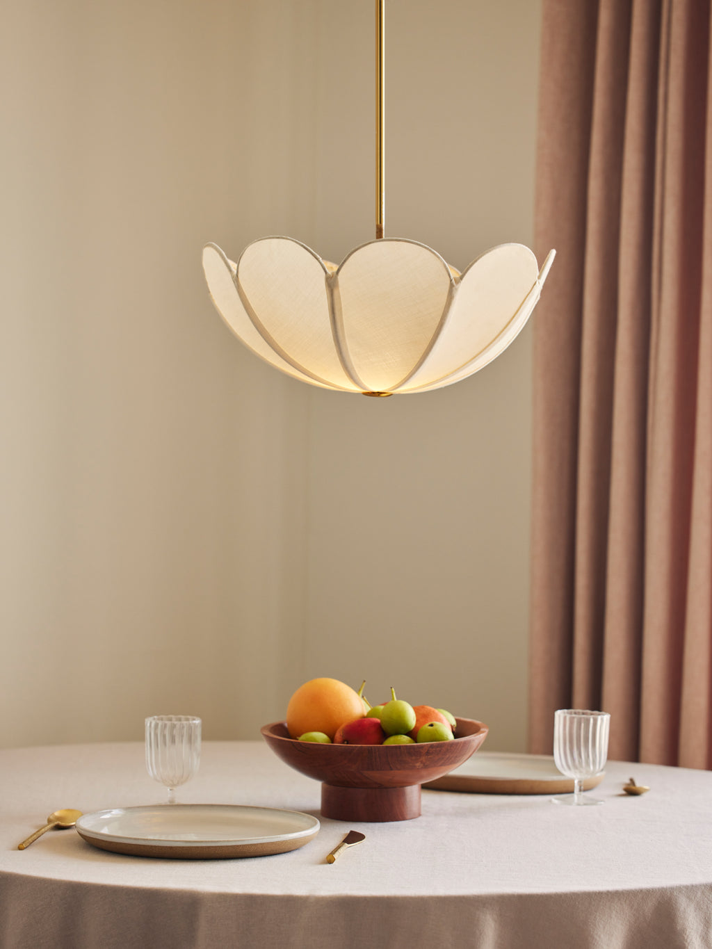 Reverse bloom fabric white lamp.