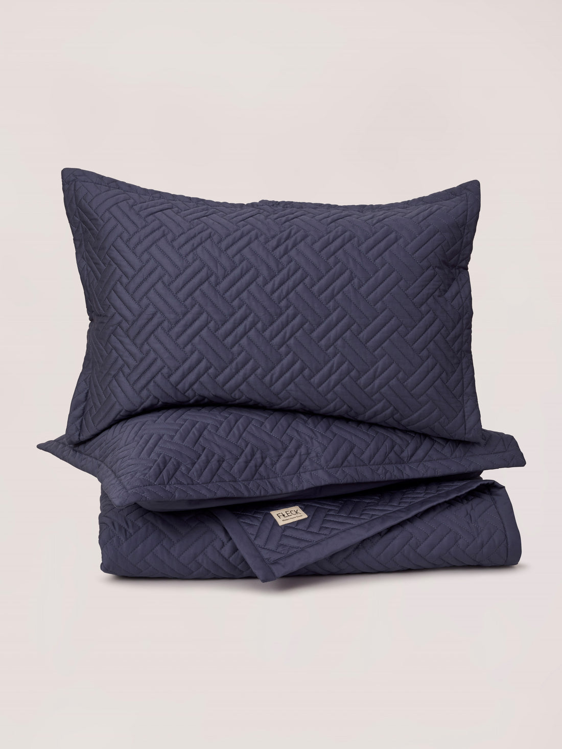 Dusk basketweave quilt and two shams made with 100% organic cotton sateen 