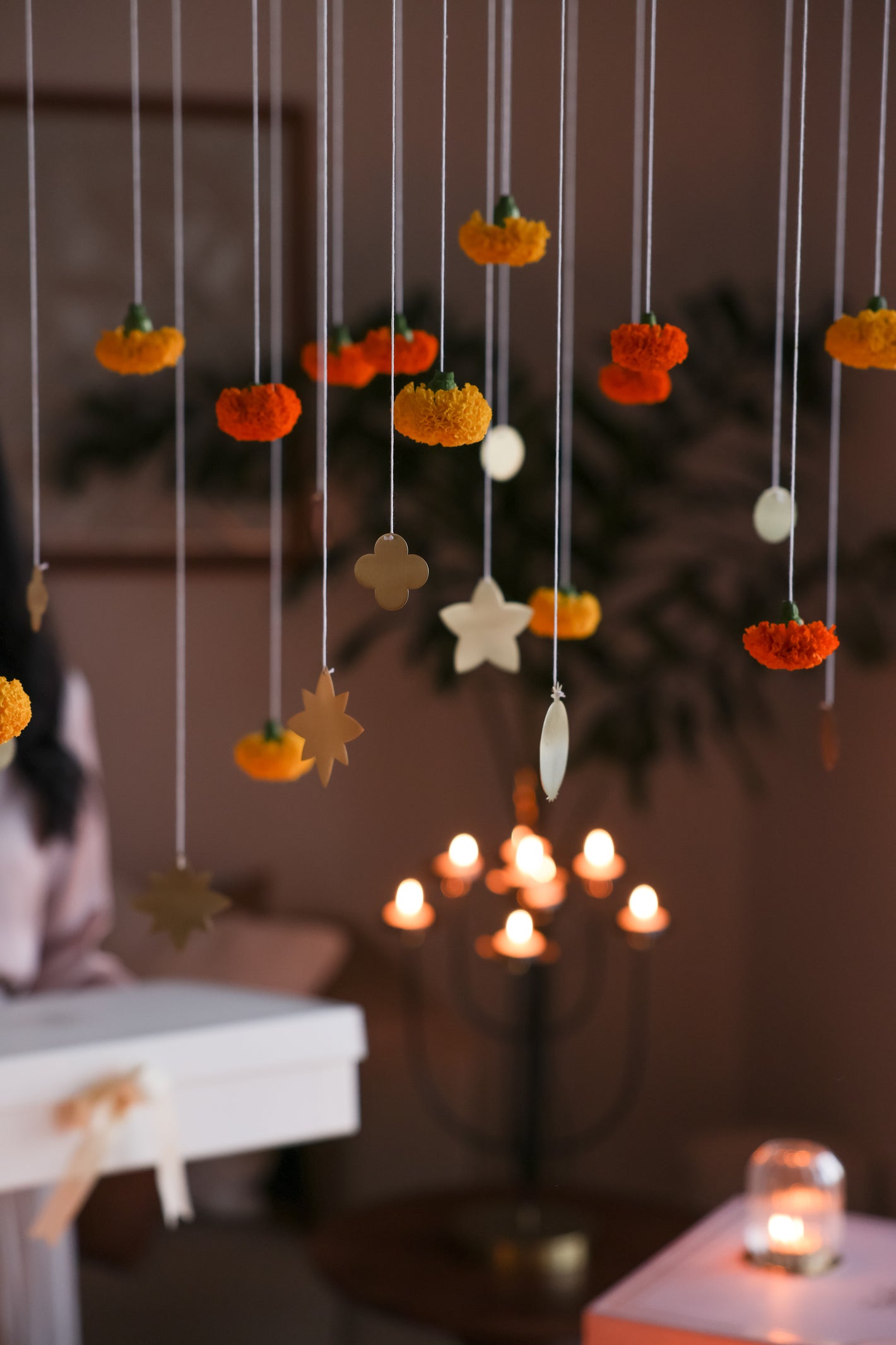 Foliage brass hangings 