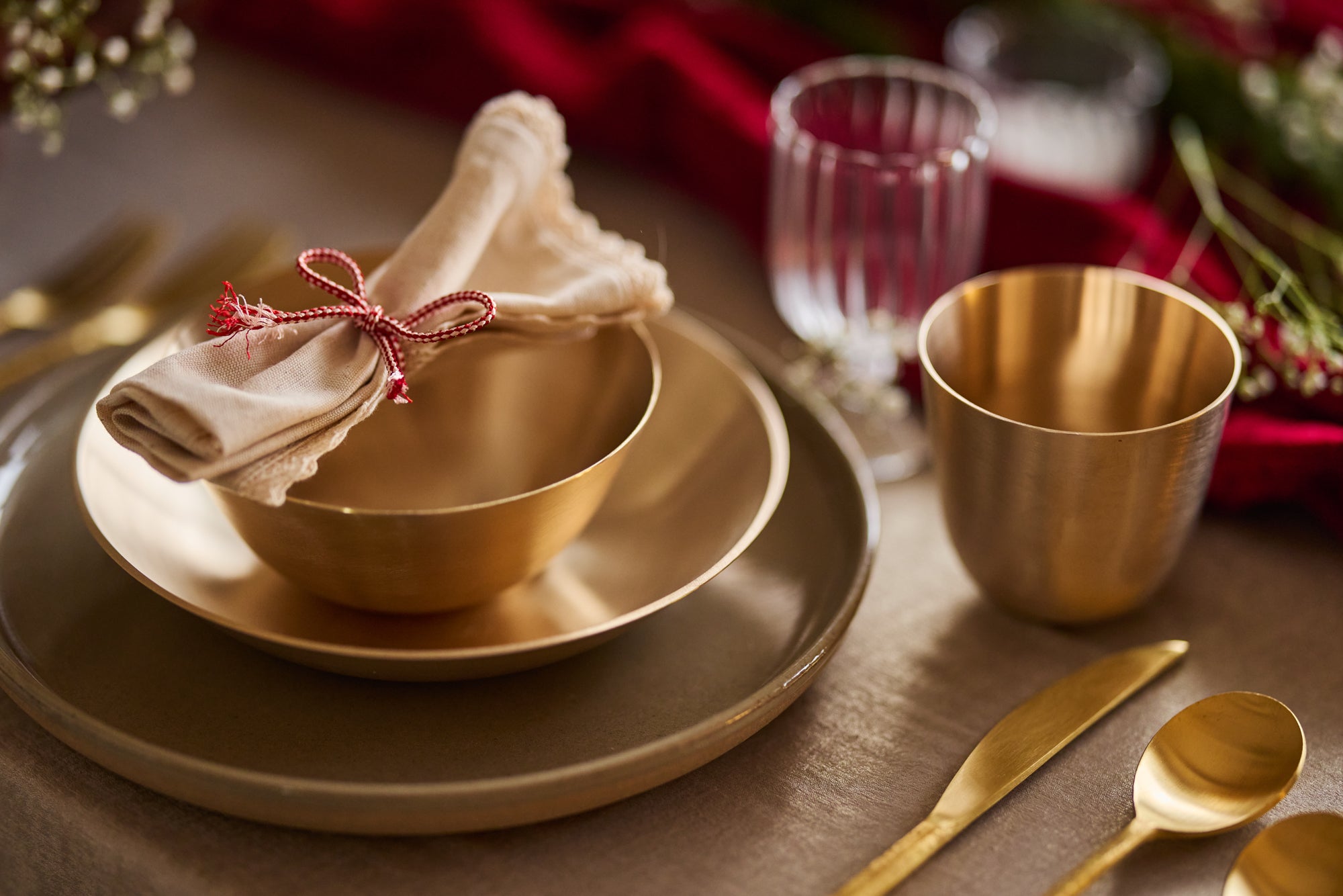 Golden bowls made of brass.