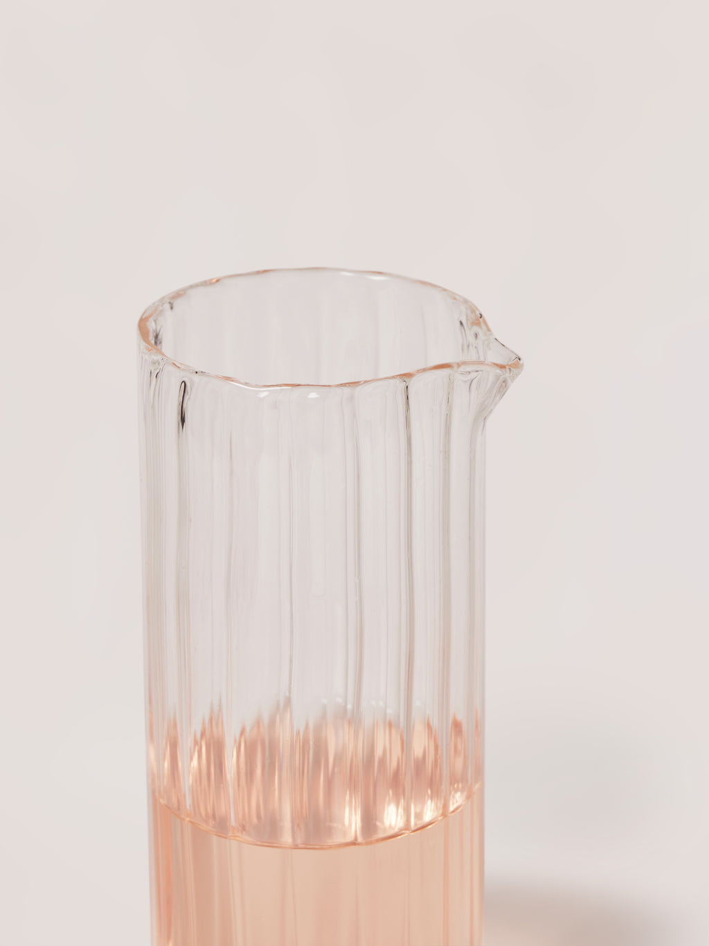 Borosilicate glass pitcher with a spout