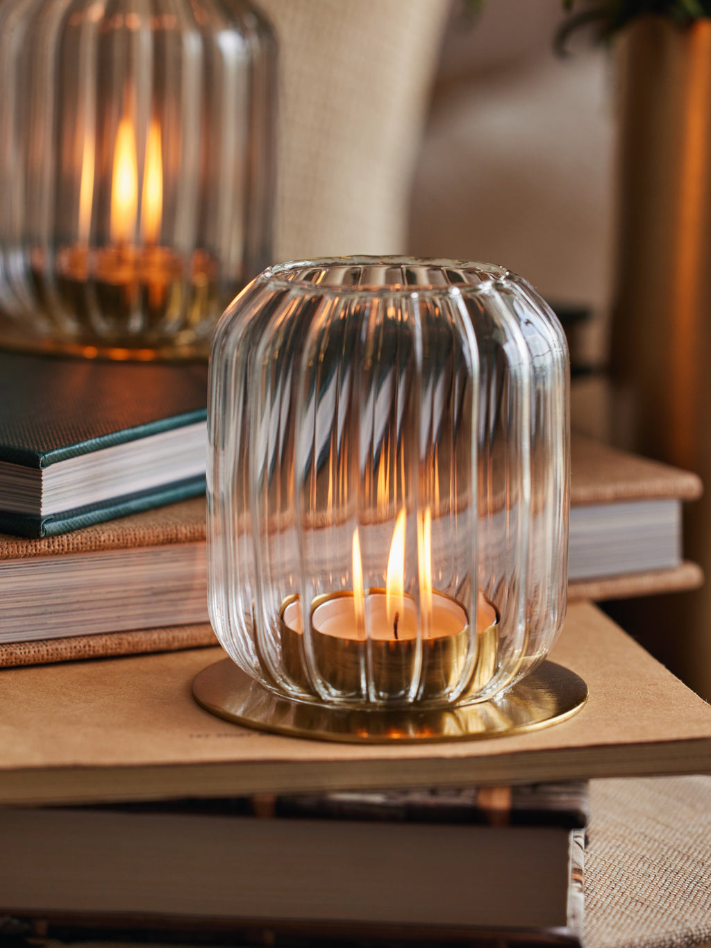 Kira glass lanterns with gold for tealight. 