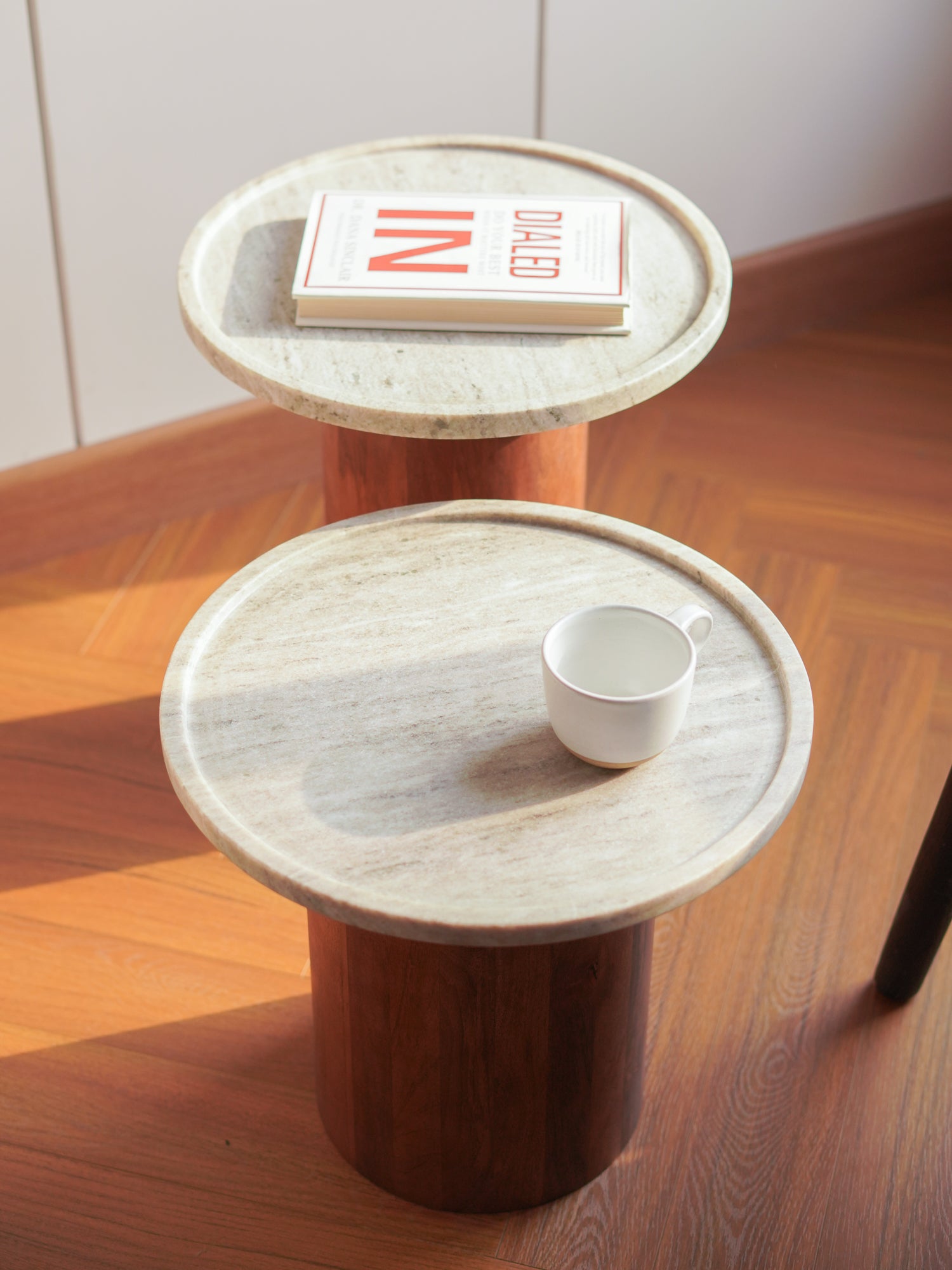 Log Marble Tray Table