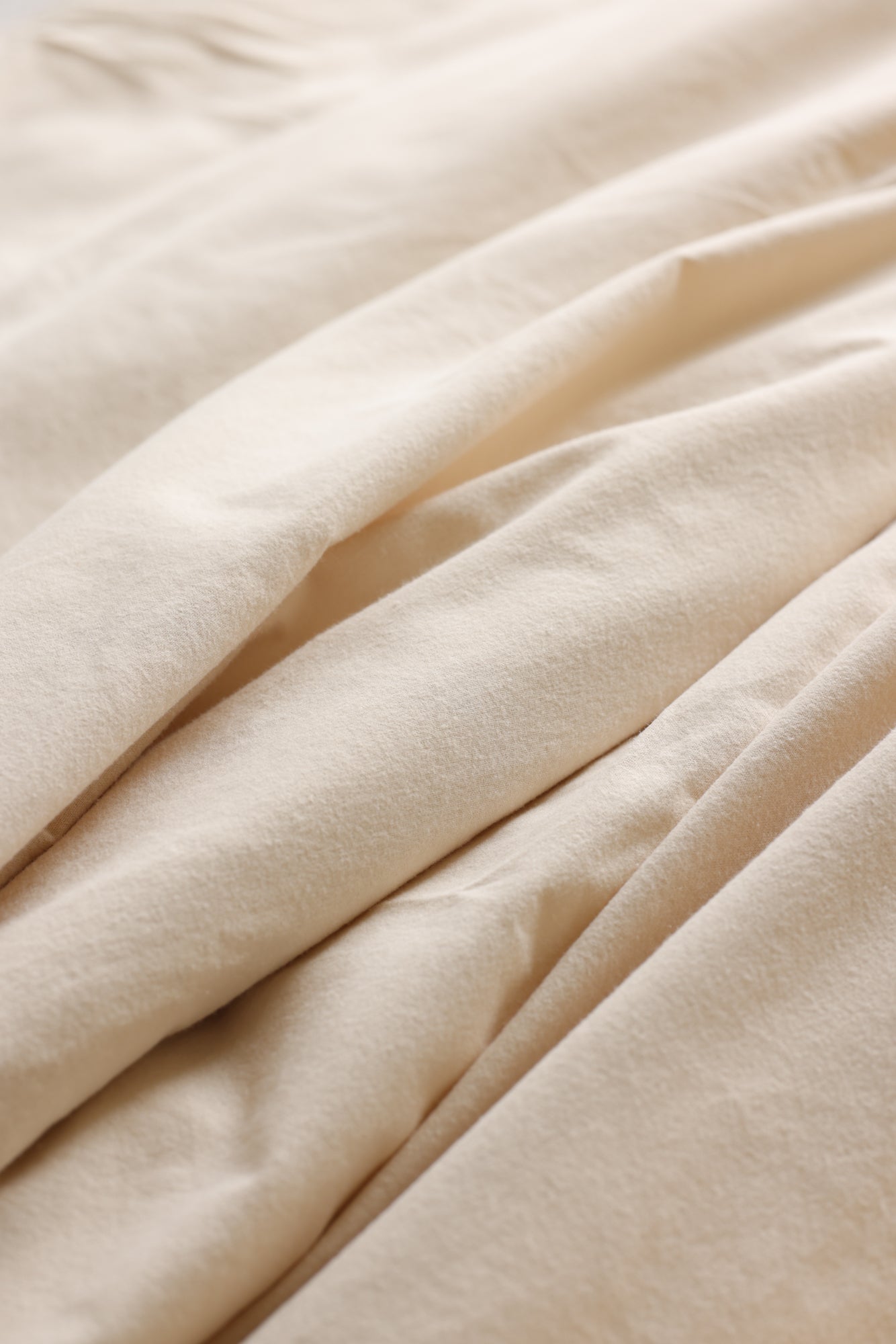 Natural Brushed Flannel Duvet Detail