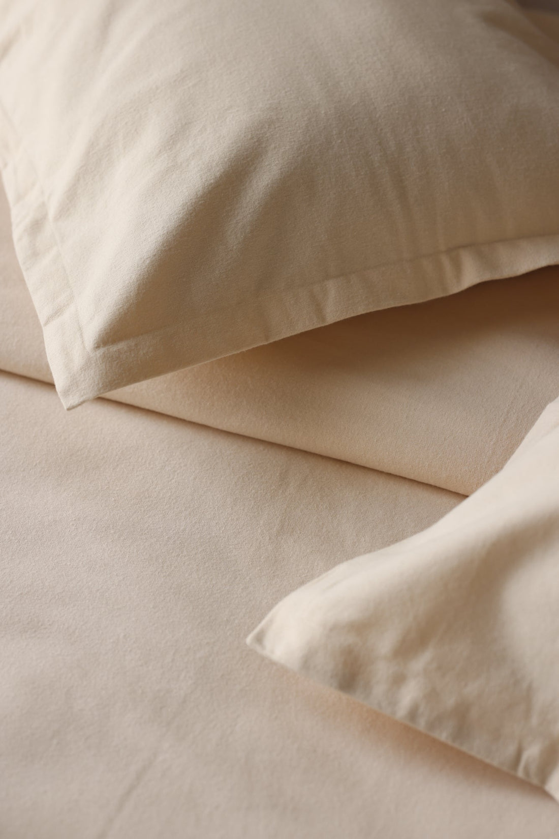 Natural Brushed Flannel Duvet Pillows