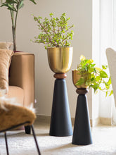 Gold and black floor planter set