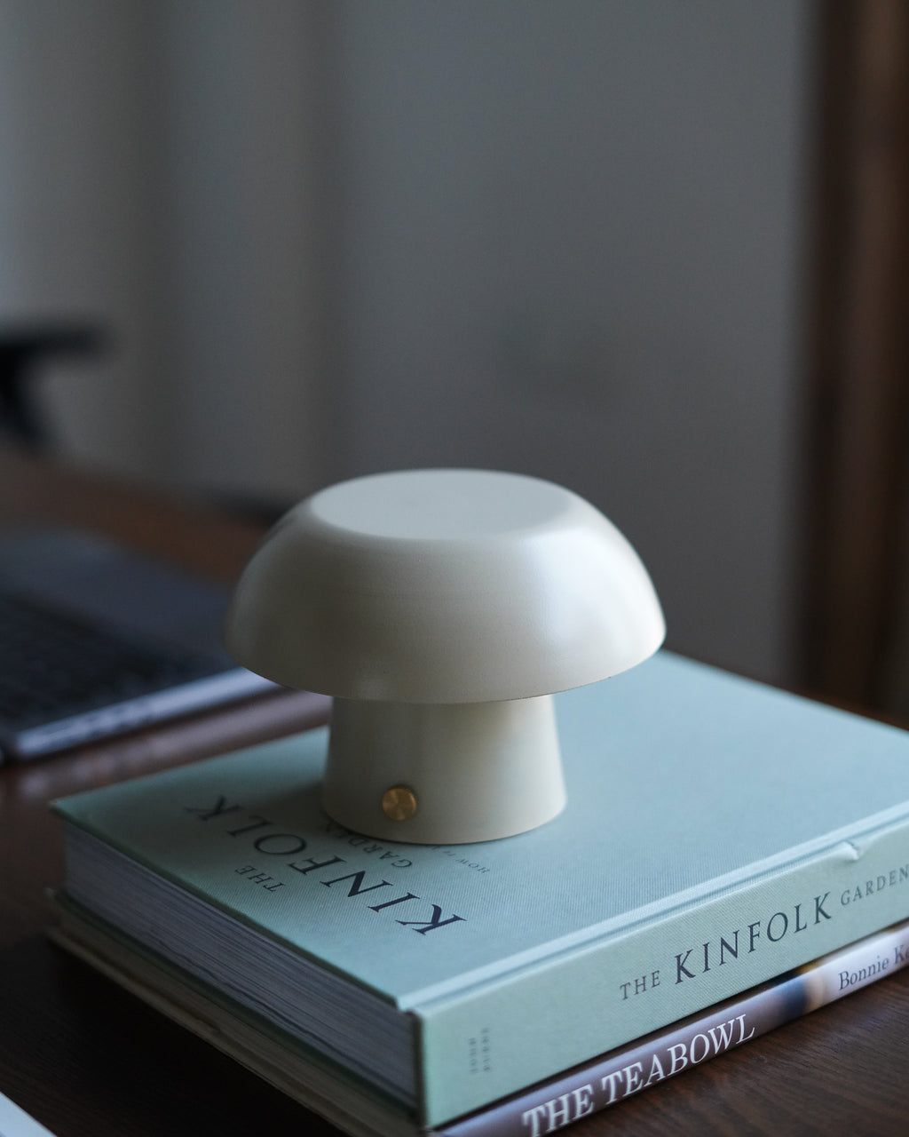 Rechargeable Table Lamp, Grandma Beige