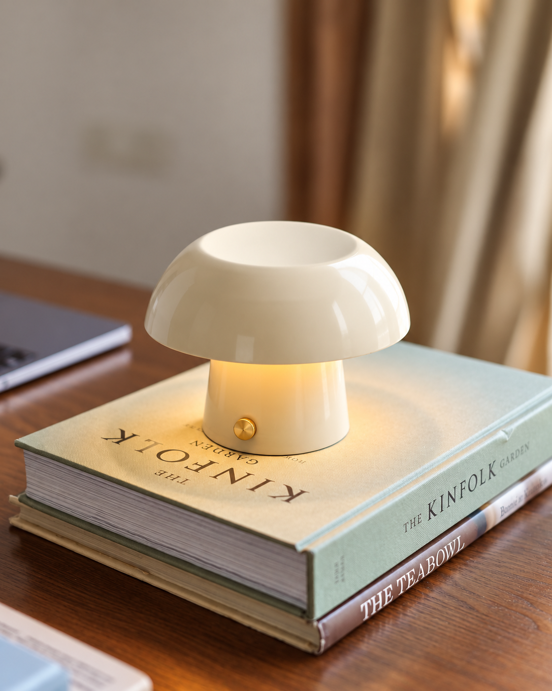 Rechargeable Table Lamp, Grandma Beige