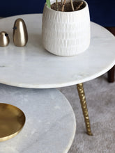 Stilk Nesting Marble side table by fleck