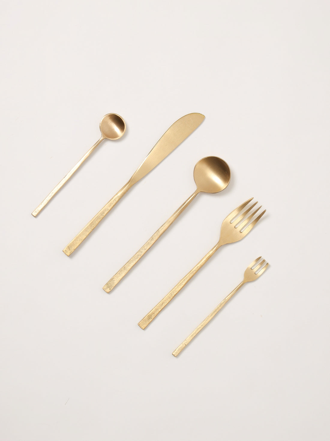 Wabi brass cutlery set of 5 by Fleck