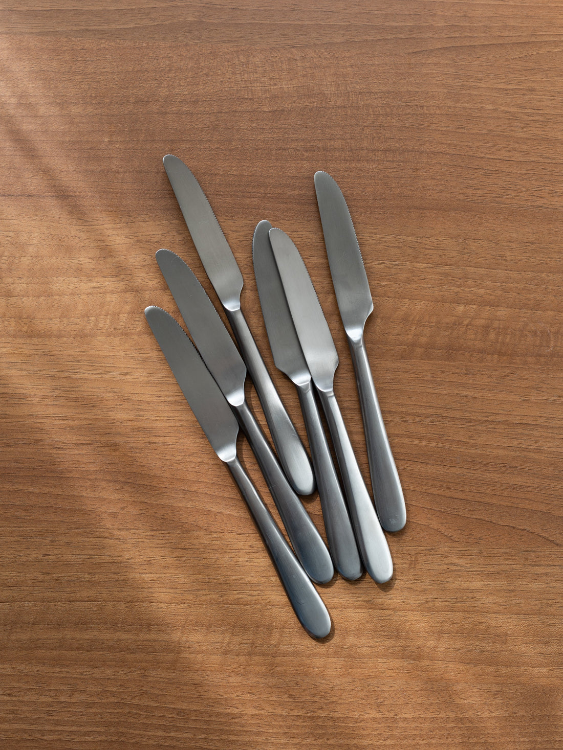 Willow high quality stainless steel table knives by Fleck
