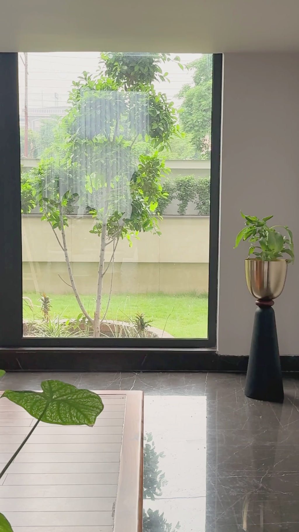Perisi Planter