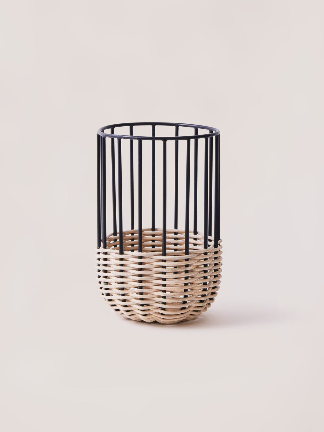 Cabo Iron Wire And Rattan Kitchen Utensil Holder - Fleck