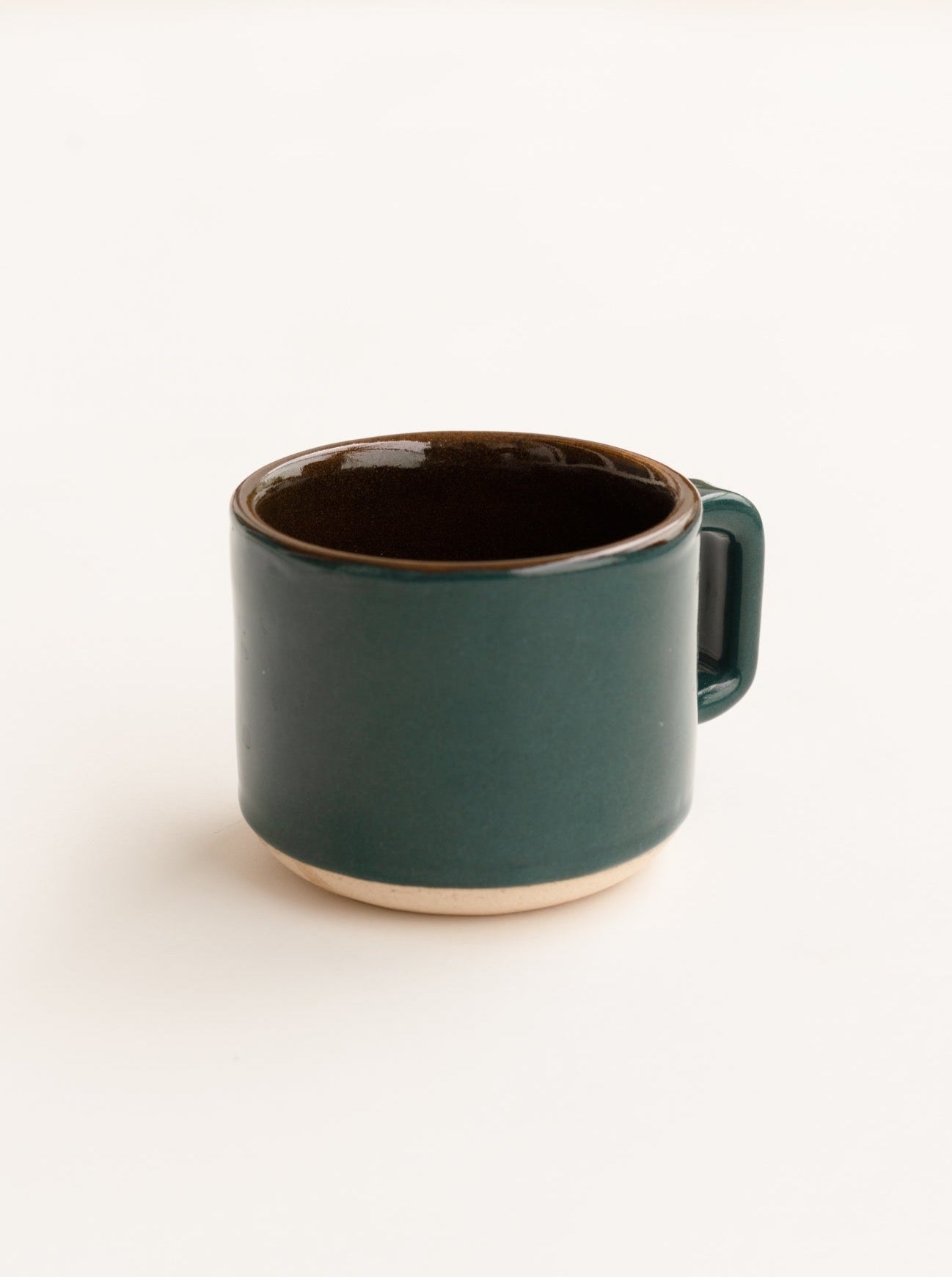 Mugs set in blue colour