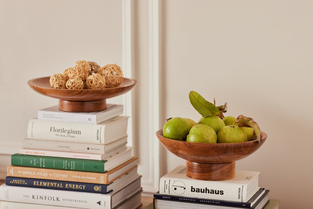 Raise Curve Bowl, Acacia Wood - Fleck