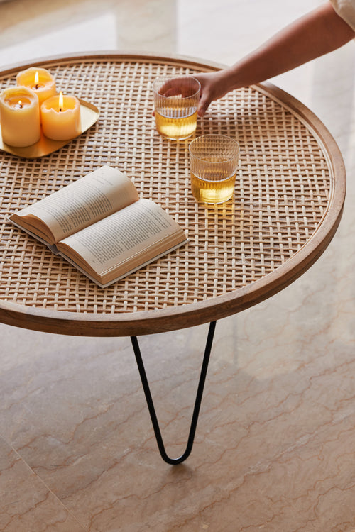 Round tables for living room